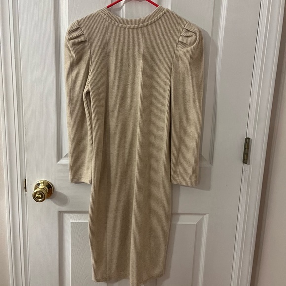 NWT Ribbed Shift Dress - Picture 4 of 5